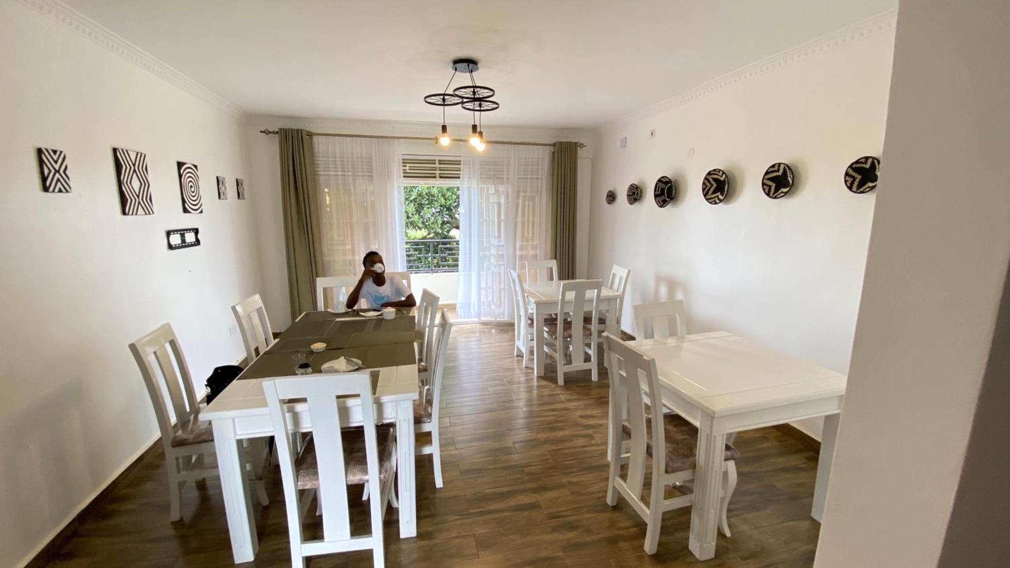 Nimaro Courts Ξενοδοχείο Εντέμπε Εξωτερικό φωτογραφία